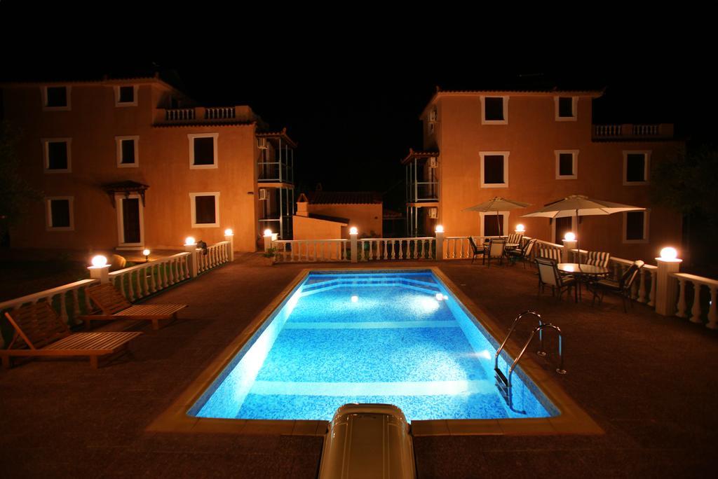 Georgia Apartments Stafylos Exteriér fotografie